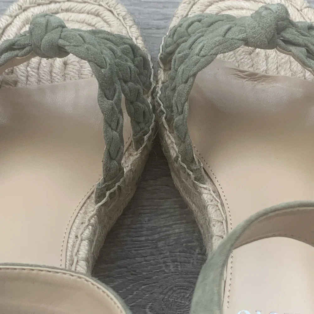 Vince Camuto nwot one